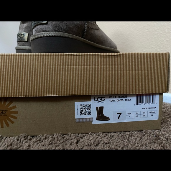 Ugg W Palisade Boots - Picture 5 of 5